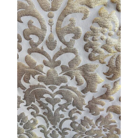 Chico's Women's Beige Gold Foil Scrrolls Contemporary Tank Top Size 2 - Picture 3 of 4